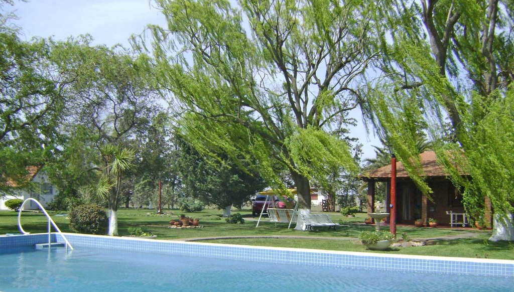 El nuevo centro recreativo de Bahía Blanca, recientemente adquirido para la recreación y esparcimiento de nuestros afiliados, es una hermosa quinta parquizada...